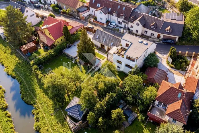 Prodej rodinného domu, Praha - Kyje, Hodějovská, 308 m2