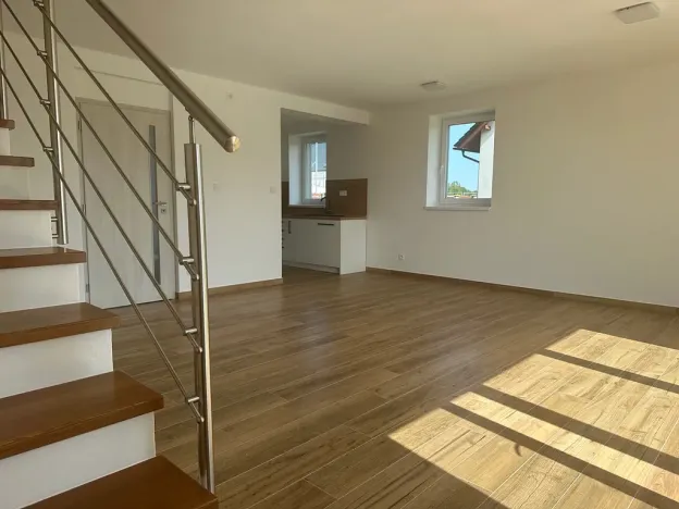 Pronájem rodinného domu, Svijany, 132 m2