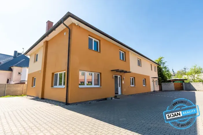 Pronájem bytu 2+kk, Opava, Krnovská, 37 m2