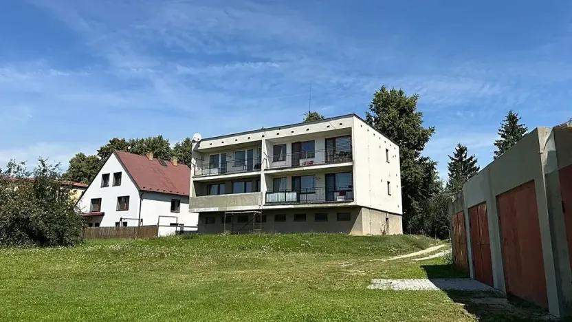 Prodej bytu 3+1, Dešov, 70 m2