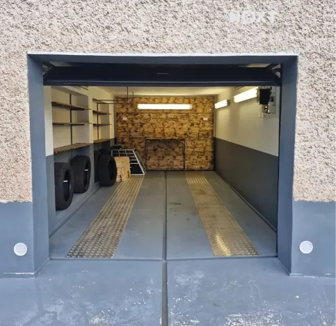Pronájem garáže, Vrchlabí, 20 m2