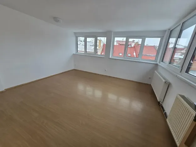 Pronájem bytu 3+kk, Jihlava, Kosmákova, 83 m2