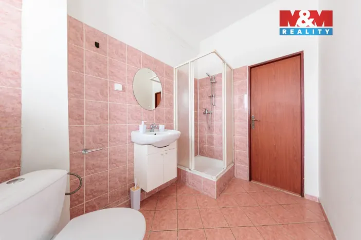 Pronájem bytu 2+kk, Karlovy Vary - Bohatice, Jáchymovská, 52 m2