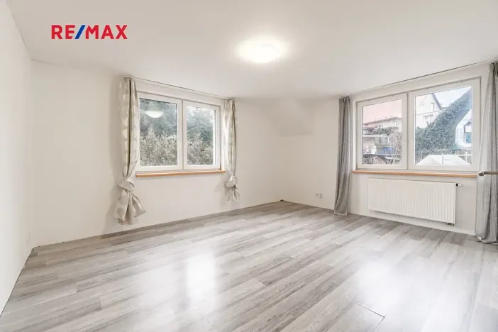 Prodej rodinného domu, Okrouhlo, 241 m2