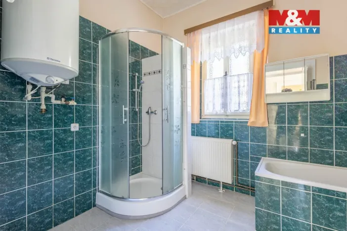 Prodej rodinného domu, Krásná Lípa - Zahrady, 300 m2