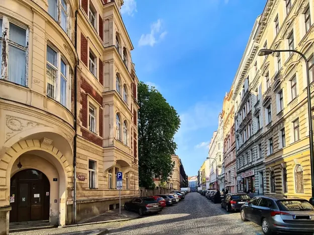 Pronájem bytu 1+kk, Praha - Nové Město, Na bojišti, 36 m2