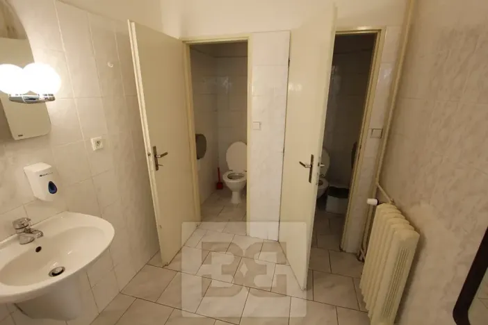 Pronájem kanceláře, Praha - Nové Město, Senovážné náměstí, 22 m2