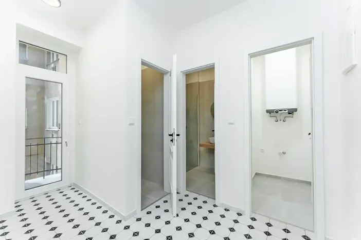 Prodej bytu 2+kk, Praha - Vršovice, Oblouková, 58 m2