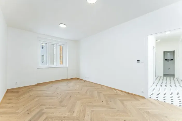 Prodej bytu 2+kk, Praha - Vršovice, Oblouková, 58 m2