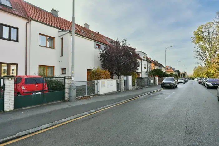 Pronájem rodinného domu, Praha - Střížkov, Chrastavská, 126 m2