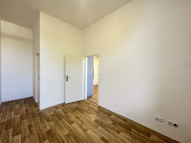 Pronájem bytu 2+kk, Staré Hradiště, U Pošty, 32 m2