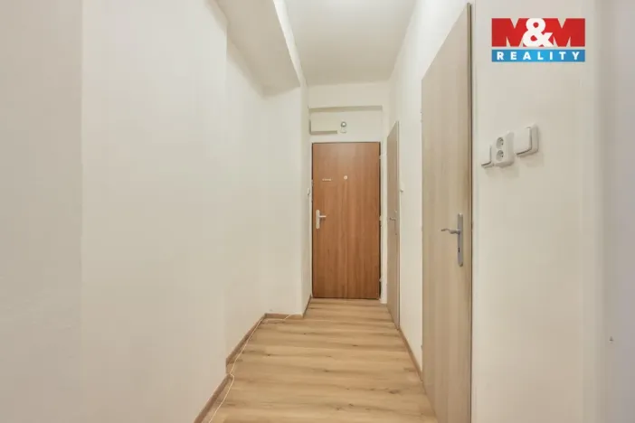 Prodej bytu 2+1, Praha - Hloubětín, Mochovská, 52 m2