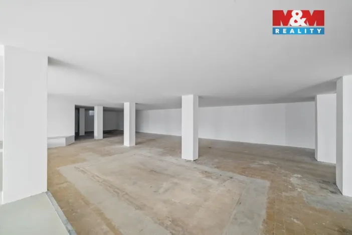 Pronájem obchodního prostoru, Hronov - Zbečník, 780 m2