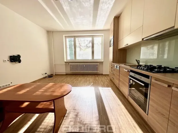 Pronájem bytu 1+kk, Brno, Podlesí, 39 m2