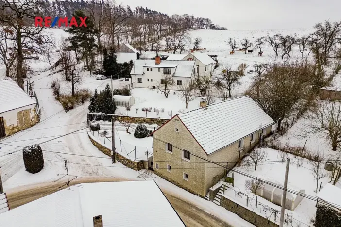 Prodej rodinného domu, Sedlčany, 93 m2