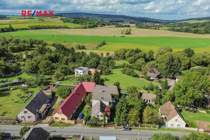 Prodej rodinného domu, Vrčeň, 437 m2