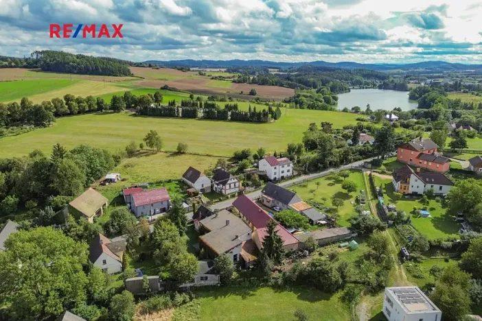 Prodej rodinného domu, Vrčeň, 437 m2