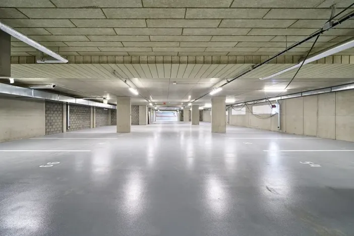 Prodej garážového stání, Znojmo, Kosmákova, 17 m2