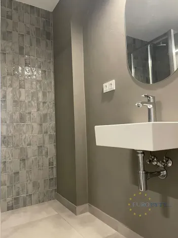 Pronájem bytu 1+kk, Praha - Vršovice, Bartoškova, 36 m2