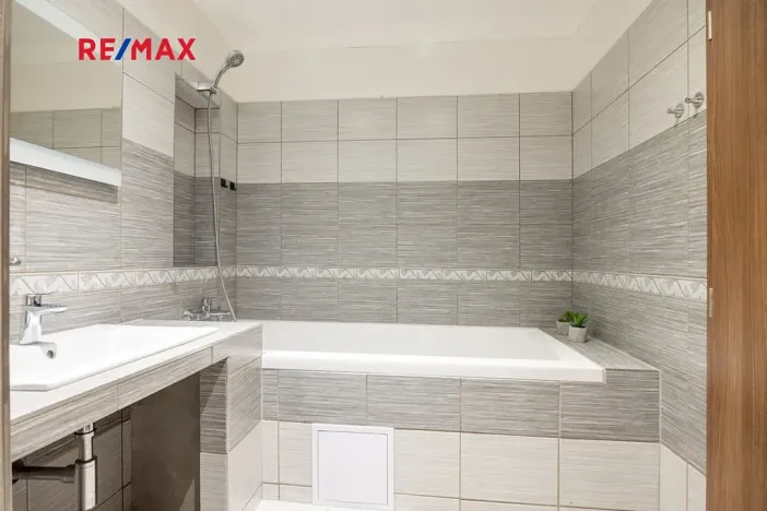 Prodej bytu 4+kk, Praha - Chodov, Petýrkova, 86 m2