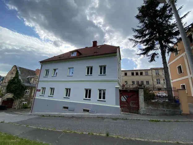 Pronájem bytu 1+1, Liberec, nám. Českých bratří, 40 m2