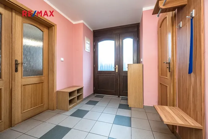 Pronájem rodinného domu, Mirošovice, Senohrabská, 150 m2