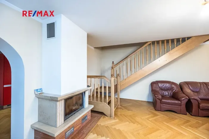 Pronájem rodinného domu, Mirošovice, Senohrabská, 150 m2