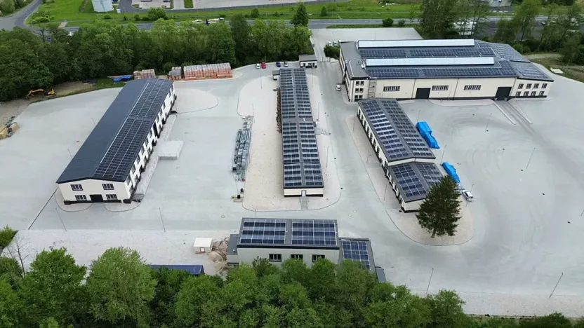 Pronájem skladu, Ostrov, 1550 m2