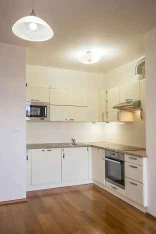 Pronájem bytu 4+kk, Praha - Veleslavín, Pod dvorem, 100 m2
