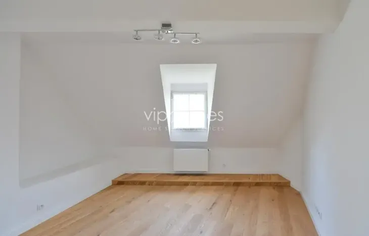 Pronájem bytu 5+1, Praha - Malá Strana, Říční, 189 m2