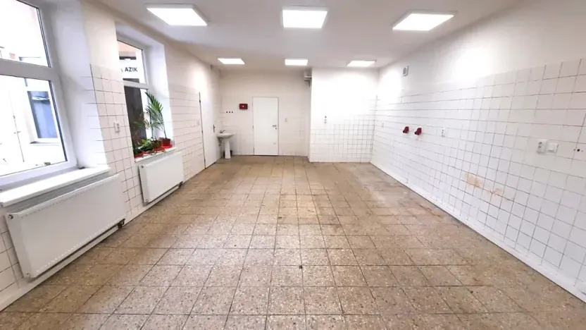 Pronájem kanceláře, Tišnov, Na Loukách, 93 m2