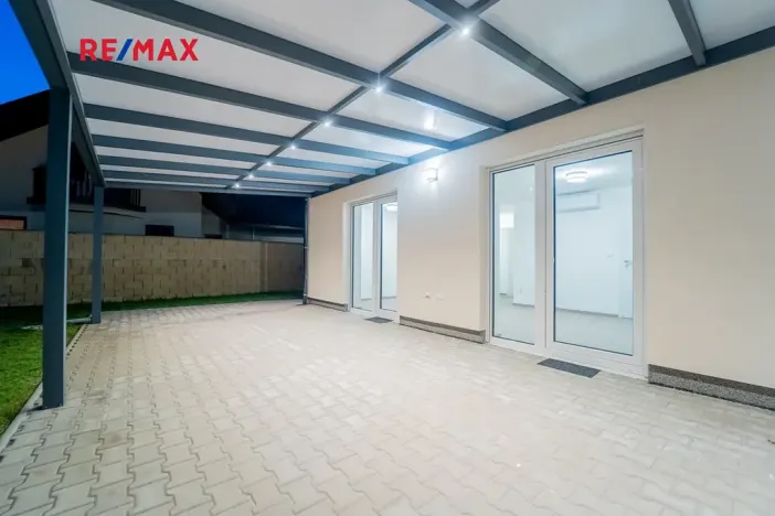 Pronájem rodinného domu, Veltruby, 97 m2