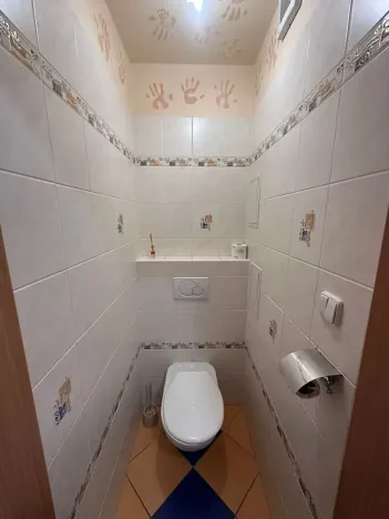 Pronájem bytu 2+1, Praha - Kamýk, Vnoučkova, 66 m2