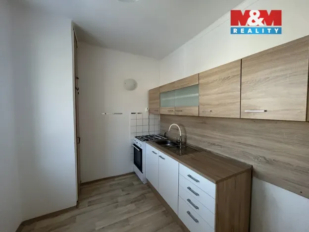 Pronájem bytu 2+1, Ústí nad Labem - Bukov, Bratří Čapků, 50 m2