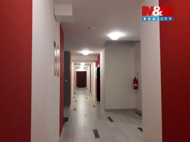 Pronájem bytu 1+kk, Praha - Vysočany, Pod Harfou, 26 m2