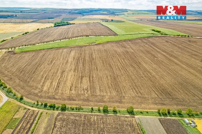 Prodej pole, Žatčany, 25490 m2