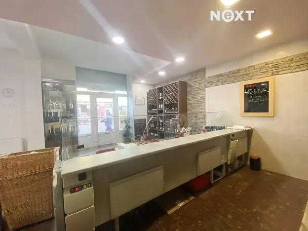 Pronájem obchodního prostoru, Praha - Uhříněves, Přátelství, 165 m2