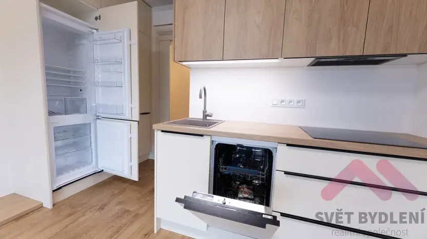 Pronájem bytu 1+kk, Praha - Žižkov, Šrámkové, 33 m2