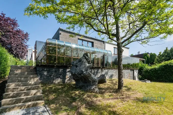 Prodej rodinného domu, Praha - Libeň, Lhotákova, 241 m2