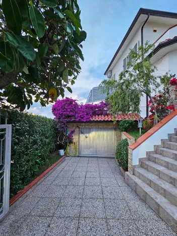 Prodej domu, Via Panoramica, Scalea, Kalábrie, Itálie, 150 m2