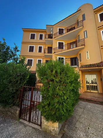 Prodej bytu 3+kk, Scalea, Kalábrie, Itálie, 52 m2