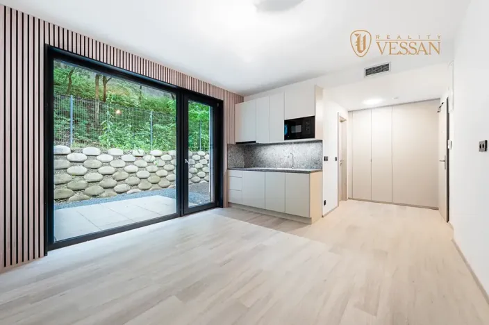 Prodej bytu 1+kk, Praha - Hlubočepy, Na Zlíchově, 26 m2