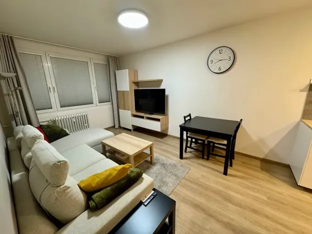 Pronájem bytu 2+kk, Praha - Strašnice, Dürerova, 42 m2