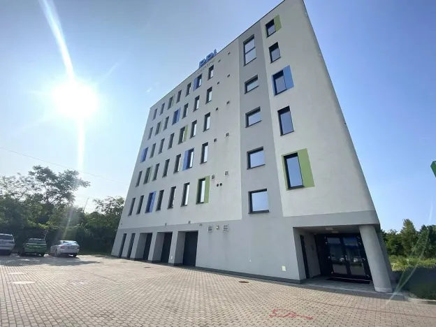 Pronájem kanceláře, Brno - Štýřice, Pražákova, 18 m2