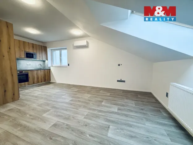 Pronájem bytu 3+kk, Králova Lhota, 63 m2