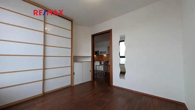 Pronájem bytu 2+kk, Praha - Stodůlky, Jeremiášova, 47 m2