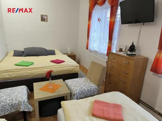 Prodej rodinného domu, Lipová-lázně, 555 m2