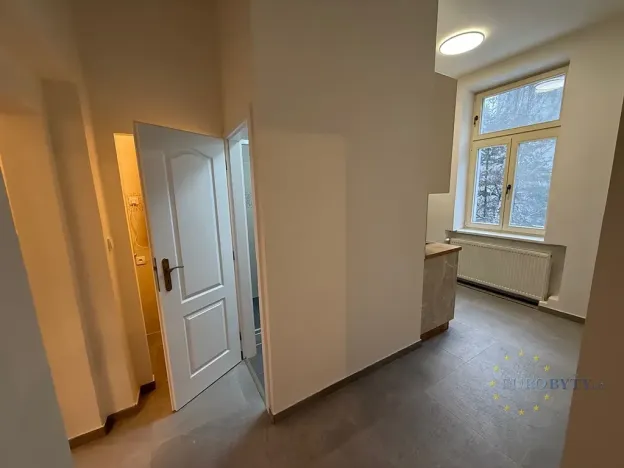 Pronájem bytu 3+1, Praha - Nusle, Na Pankráci, 77 m2