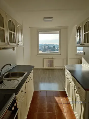 Pronájem bytu 3+1, Praha - Podolí, Ve svahu, 80 m2