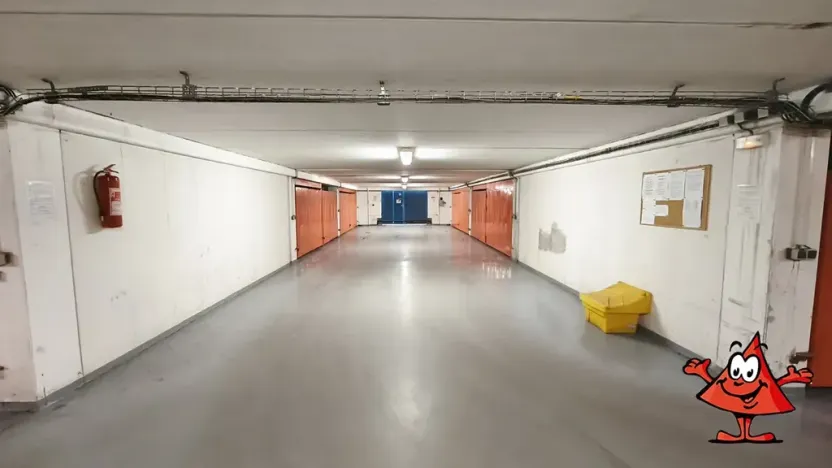 Pronájem garáže, Praha - Kamýk, Pšenčíkova, 17 m2